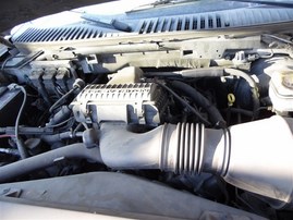 2205 Ford Expedition XLT Silver 5.4L AT 2WD #F22061